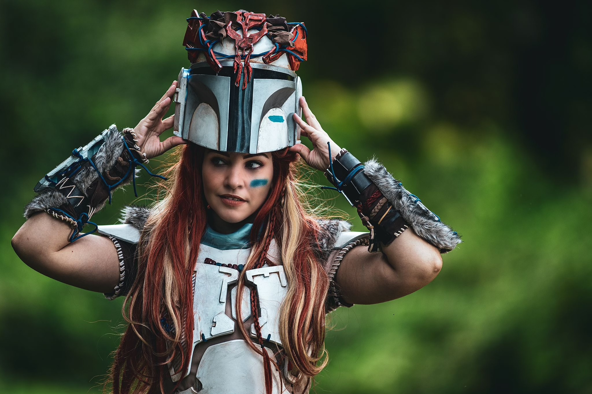 Mandalorian Aloy - Star Wars/Horizon Zero Dawn Mashup Cosplay - Media Chomp