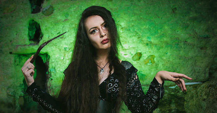 Bellatrix Lestrange Cosplay From Harry Potter Media Chomp