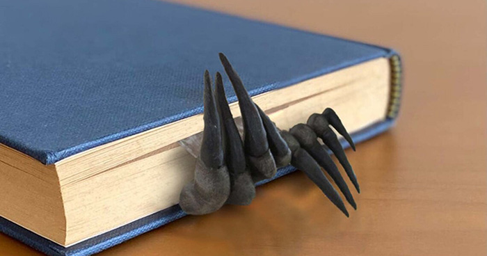 Horror Hand Claw Bookmark - Media Chomp